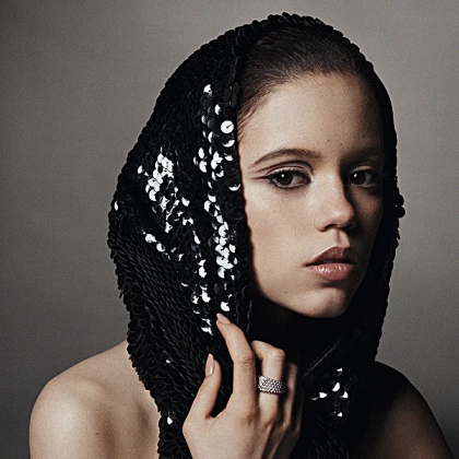 Imagem recente de jennaortega