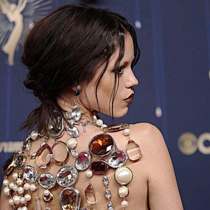 Imagem recente de jennaortega