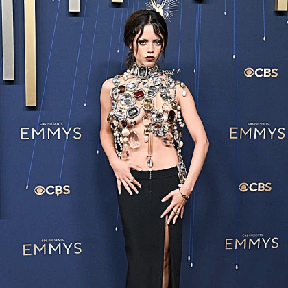 Imagem recente de jennaortega