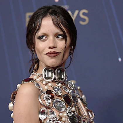 Imagem recente de jennaortega