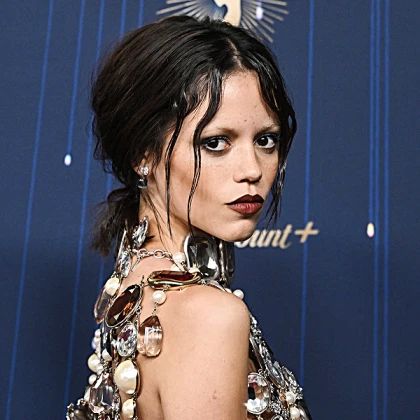 Imagem recente de jennaortega