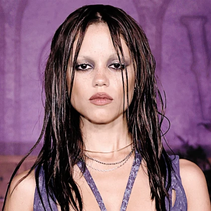 Imagem recente de jennaortega