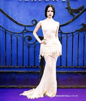 Imagem recente de jennaortega