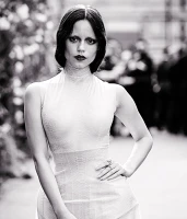 Imagem recente de jennaortega