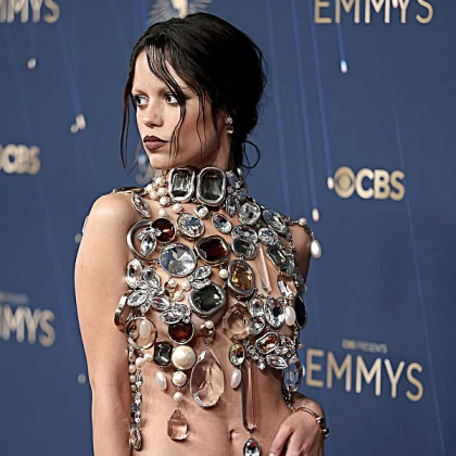 Imagem recente de jennaortega