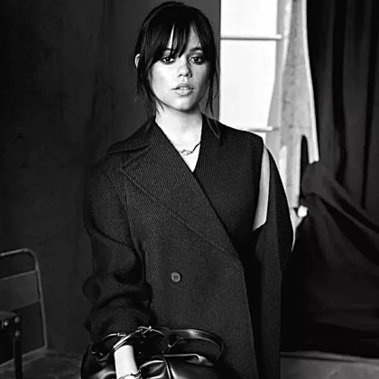 Imagem recente de jennaortega