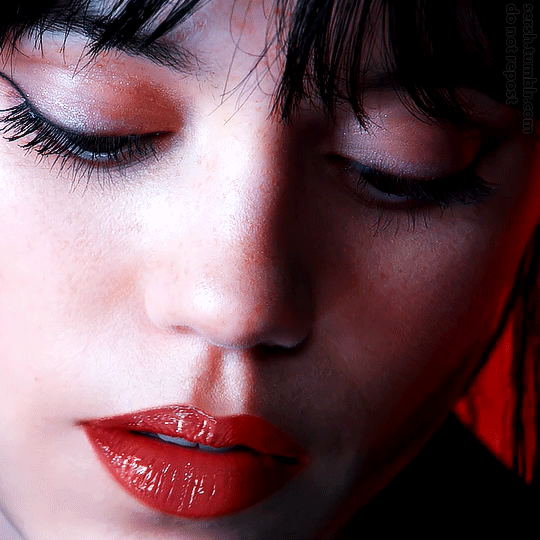 Imagem recente de jennaortega