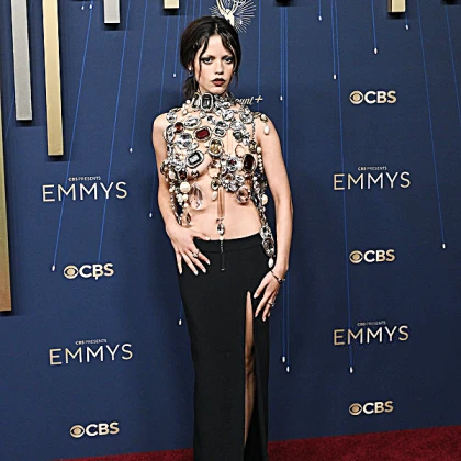 Imagem recente de jennaortega