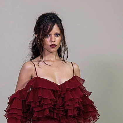 Imagem recente de jennaortega