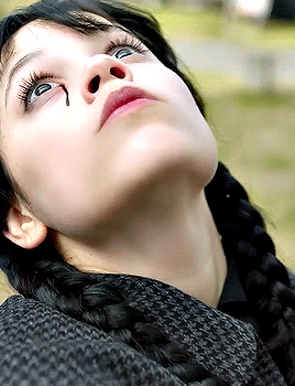 Imagem recente de jennaortega