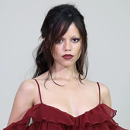 Imagem recente de jennaortega