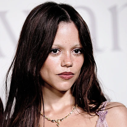 Imagem recente de jennaortega