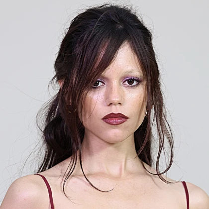 Imagem recente de jennaortega