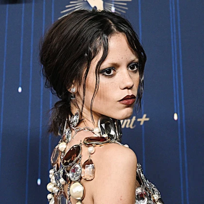 Imagem recente de jennaortega