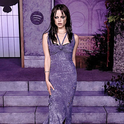 Imagem recente de jennaortega