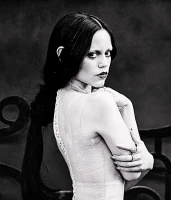 Imagem recente de jennaortega