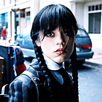 Imagem recente de jennaortega