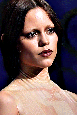 Imagem recente de jennaortega