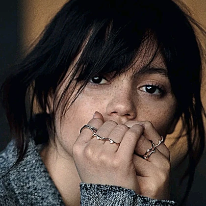 Imagem recente de jennaortega