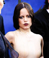 Imagem recente de jennaortega