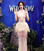 Imagem recente de jennaortega