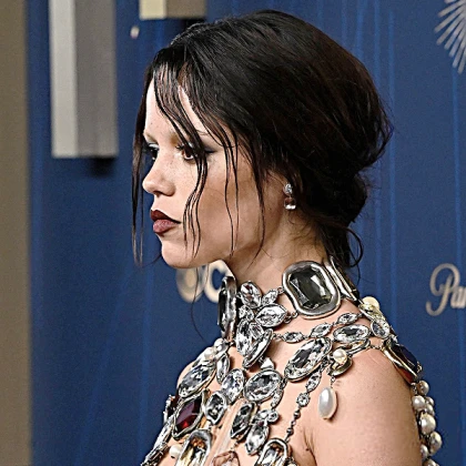 Imagem recente de jennaortega