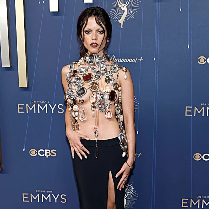 Imagem recente de jennaortega