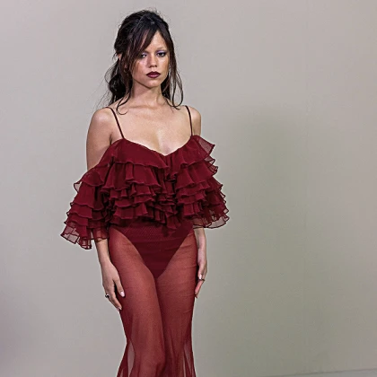 Imagem recente de jennaortega