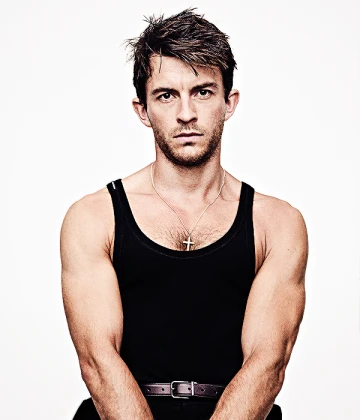 Imagem recente de jonathanbailey