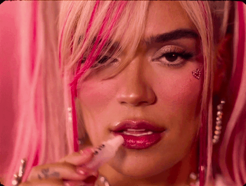 Imagem recente de karol