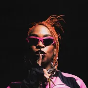 Imagem recente de karolconka