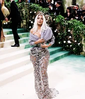 Imagem recente de kimkardashian