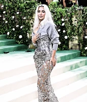 Imagem recente de kimkardashian