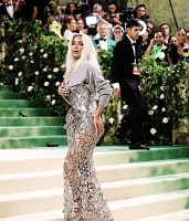 Imagem recente de kimkardashian