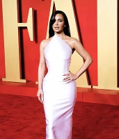 Imagem recente de kimkardashian