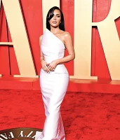 Imagem recente de kimkardashian