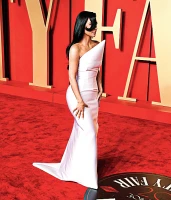 Imagem recente de kimkardashian