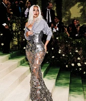 Imagem recente de kimkardashian