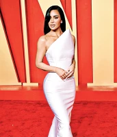 Imagem recente de kimkardashian