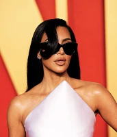 Imagem recente de kimkardashian