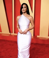 Imagem recente de kimkardashian