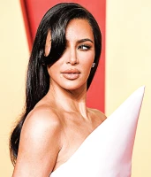 Imagem recente de kimkardashian