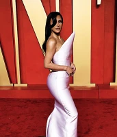 Imagem recente de kimkardashian