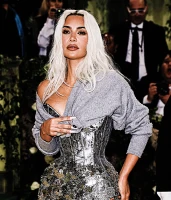 Imagem recente de kimkardashian