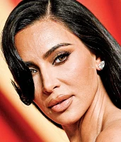 Imagem recente de kimkardashian