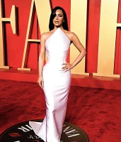 Imagem recente de kimkardashian