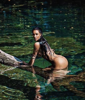 Imagem recente de kimkardashian