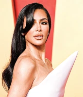 Imagem recente de kimkardashian