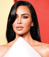 Imagem recente de kimkardashian