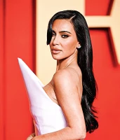 Imagem recente de kimkardashian